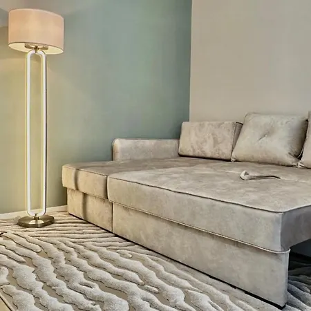уютная в новом жк акварель рядом с центром Apartment Odesa